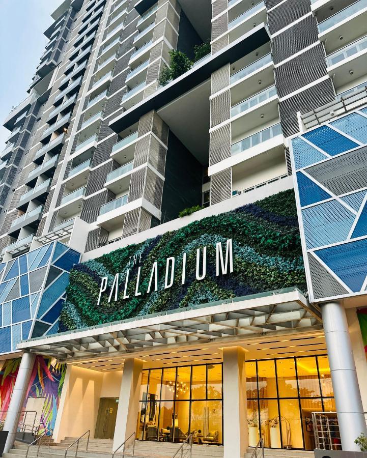 The Palladium- Serene Iloilo City Exteriér fotografie